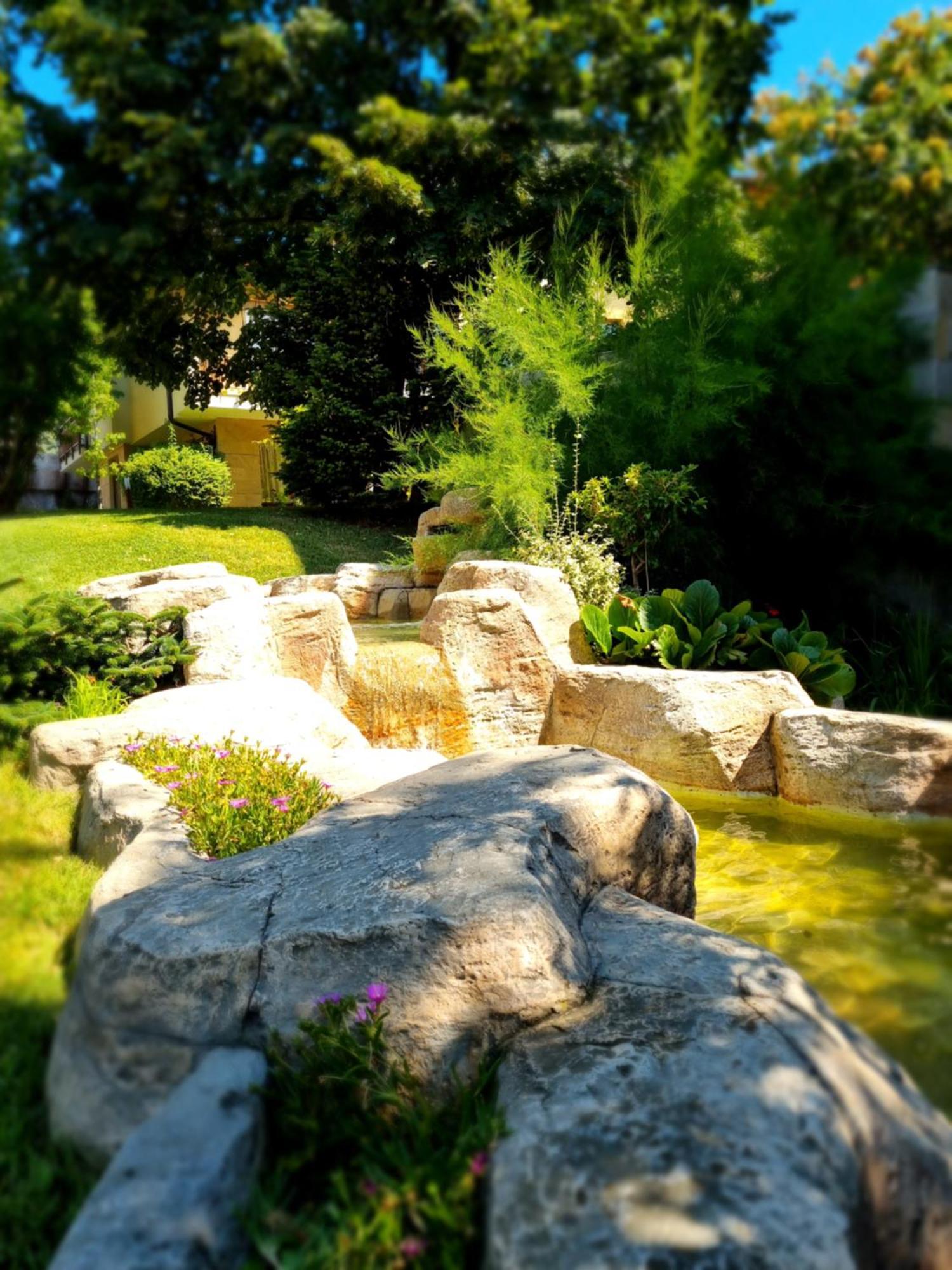 Апартамент Ния, Райска Градина / Garden Of Eden Свети Влас Екстериор снимка